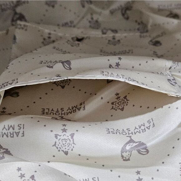 NWT, RETRO VIBE TOTE BAG - Picture 5 of 6